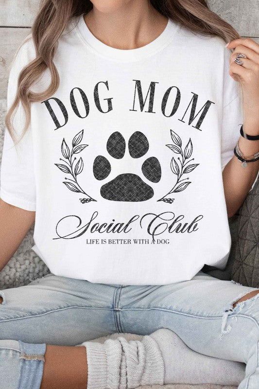 DOG MOM SOCIAL CLUB GRAPHIC TEE