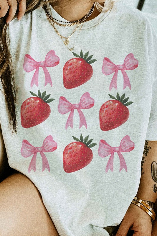 STRAWBERRY BOW COQUETTE GRAPHIC TEE