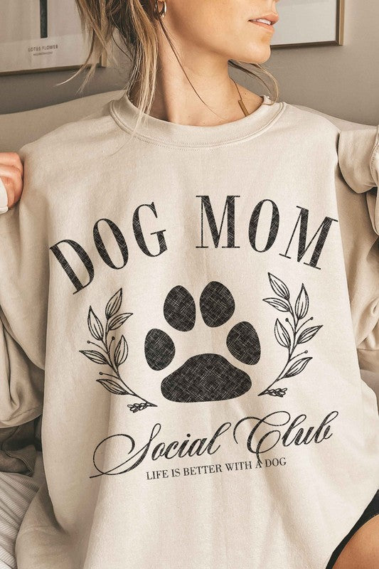 DOG MOM SOCIAL CLUB OVERSIZED SWEATSHIRT