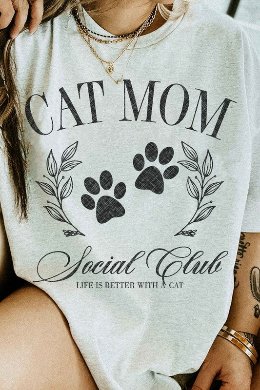 CAT MOM SOCIAL CLUB GRAPHIC TEE