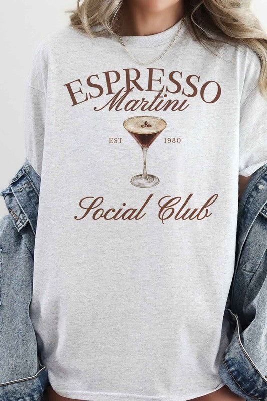 ESPRESSO MARTINI SOCIAL CLUB OVERSIZED GRAPHIC TEE